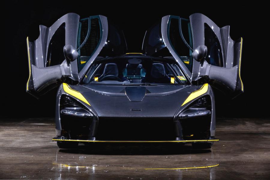  McLaren Senna Gloss Carbon (252/500) 2019 года  (AU) (фото 17 из 27)